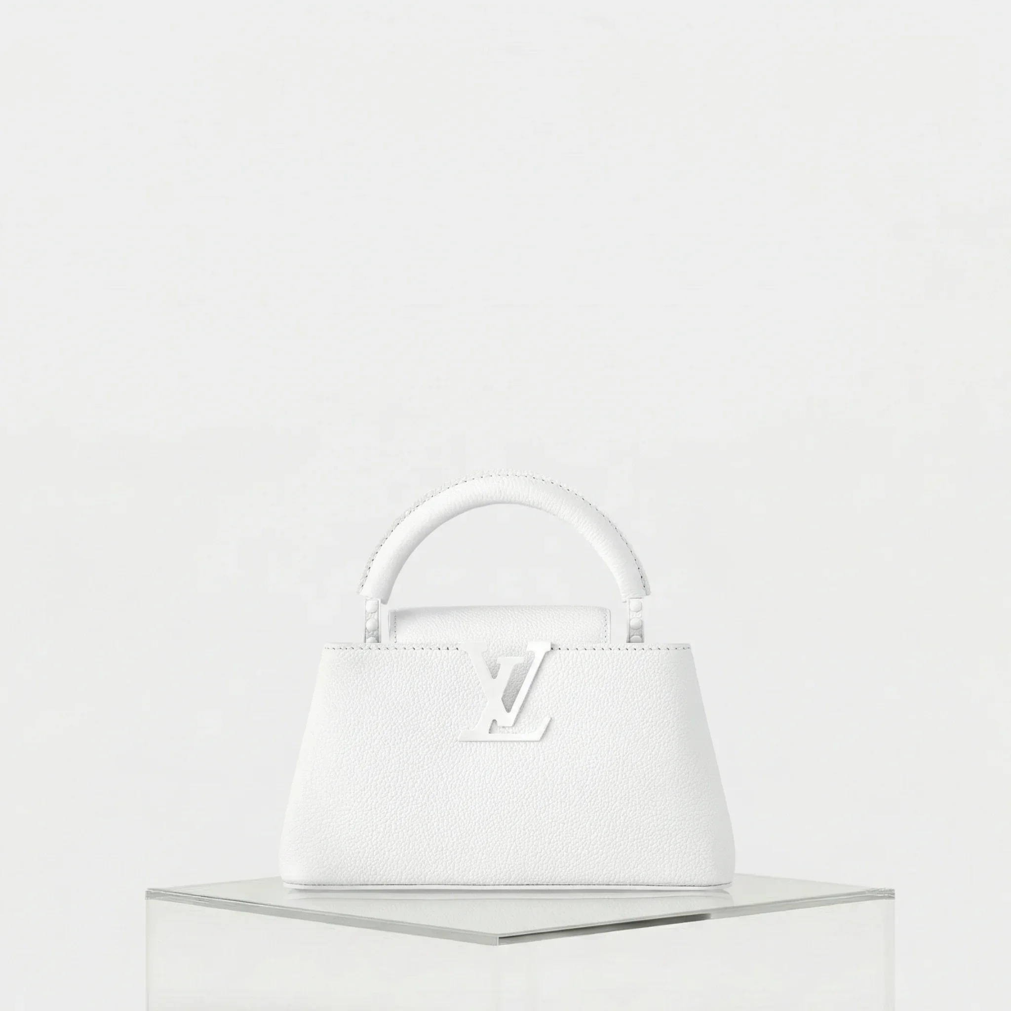 Capucines East West Mini Handbag Taurillon Leather