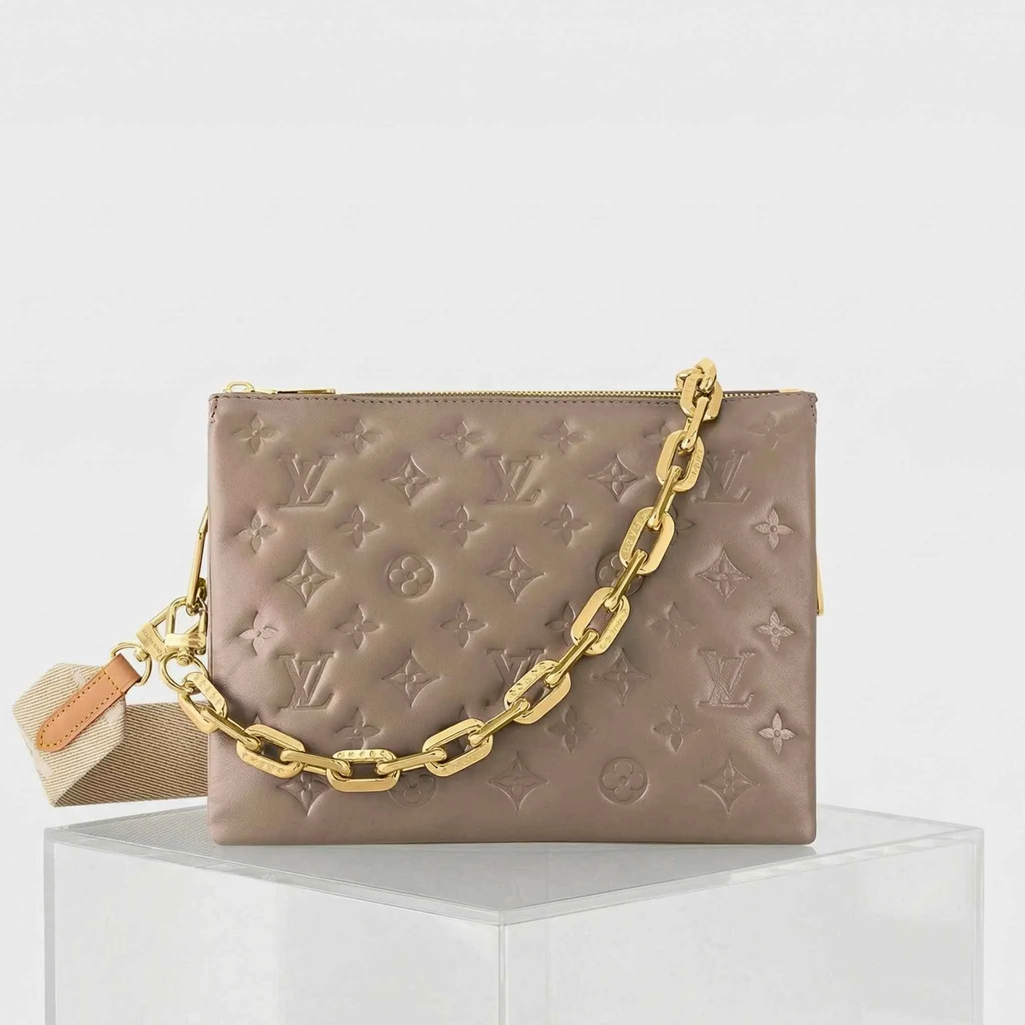 Coussin PM Handbag Monogram-embossed Puffy Lambskin - Image 4