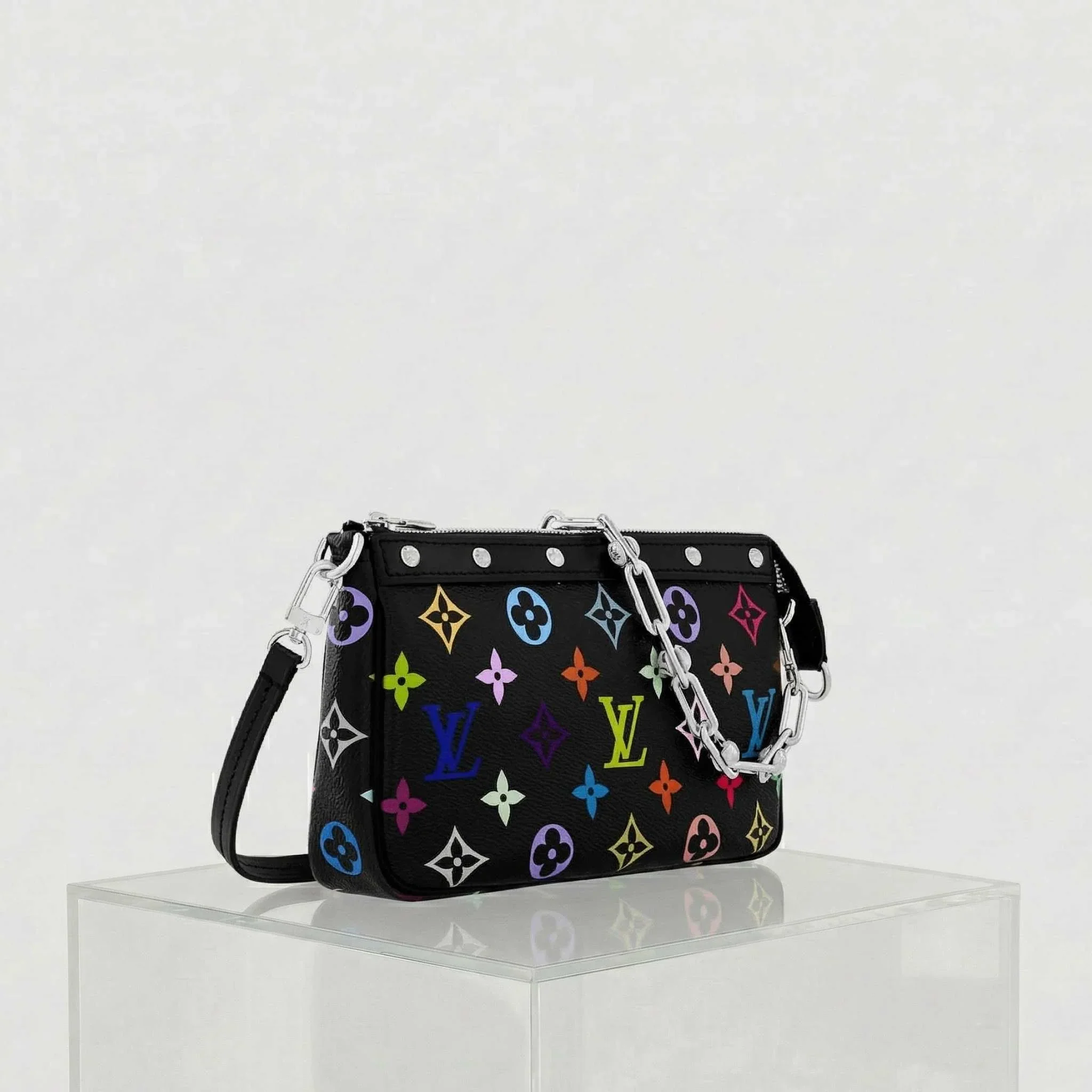 LV x TM Pochette Accessoires Autres Toiles Monogram - Image 5