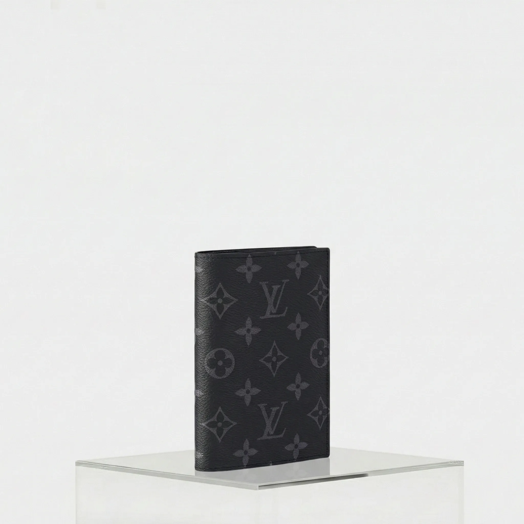 Louis Vuitton Passport Cover - Image 2