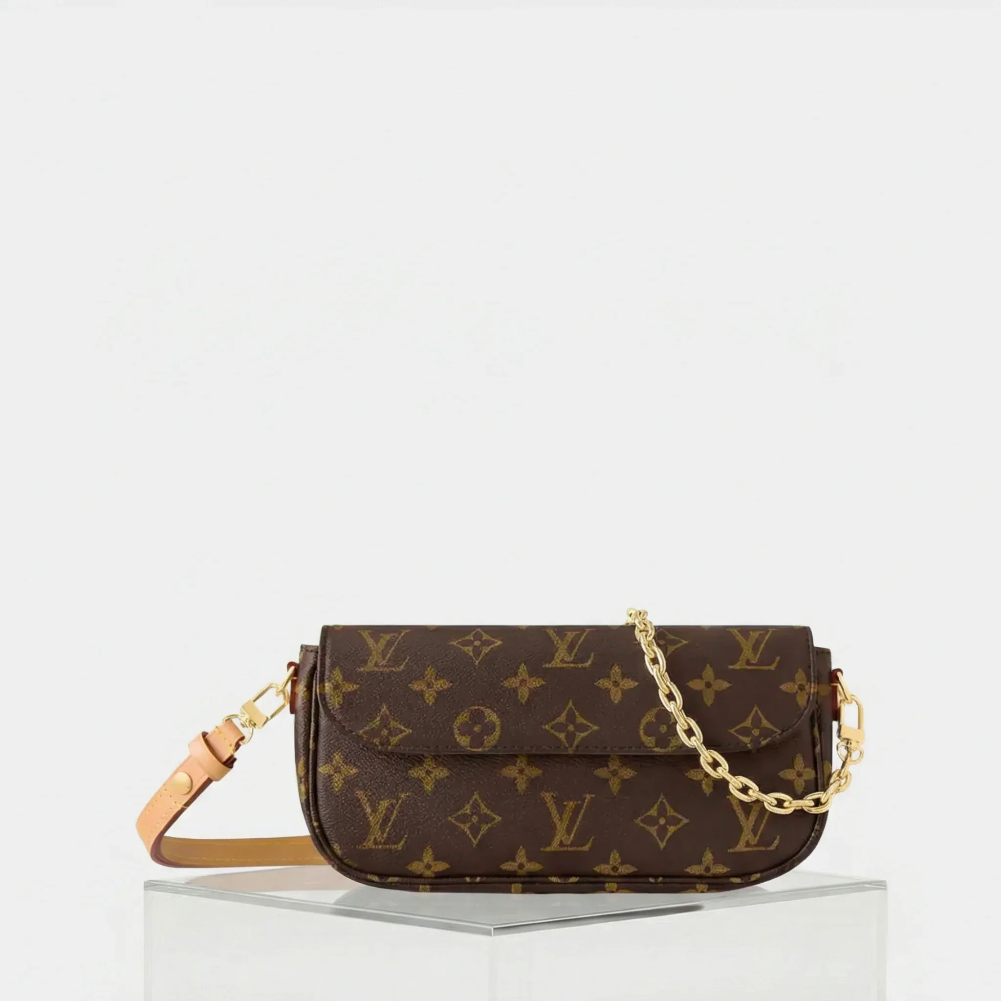 Wallet On Chain Ivy Handbag Monogram Canvas