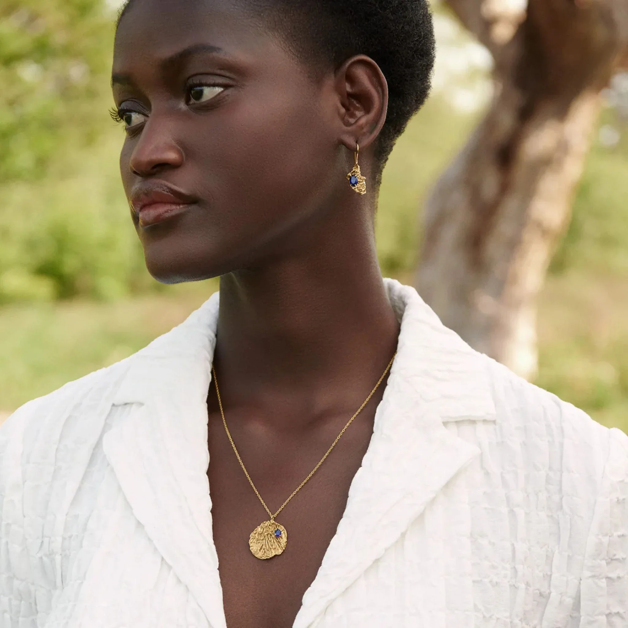Maitake Sapphire Medallion Necklace - Image 3