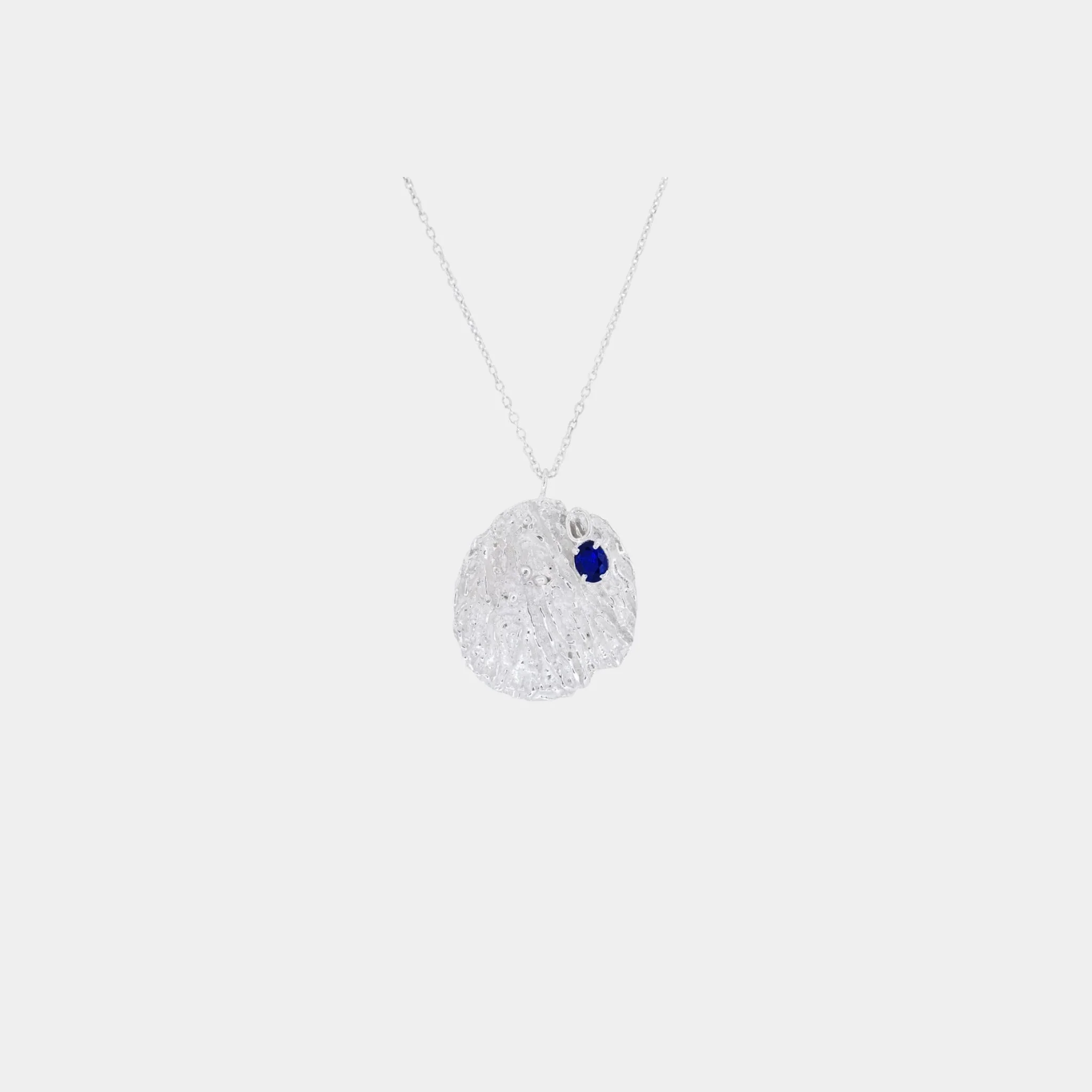 Maitake Sapphire Medallion Necklace - Image 4