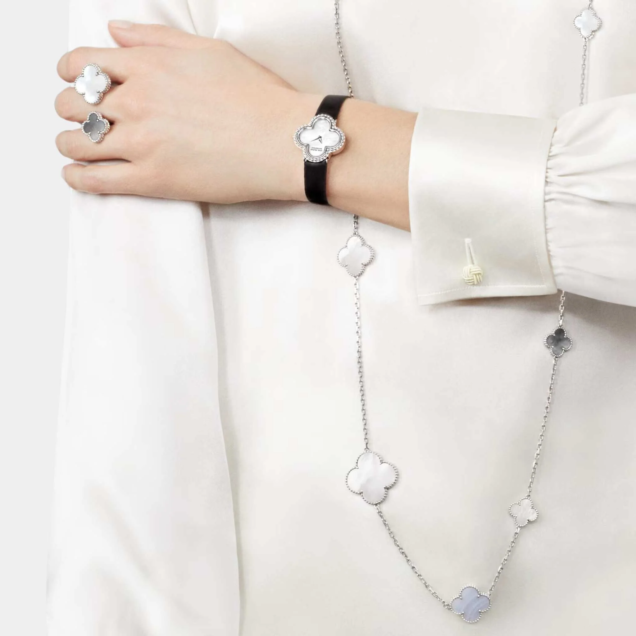 Magic Alhambra Long Necklace 16 Motifs White Gold Chalcedony Pearl - Image 2