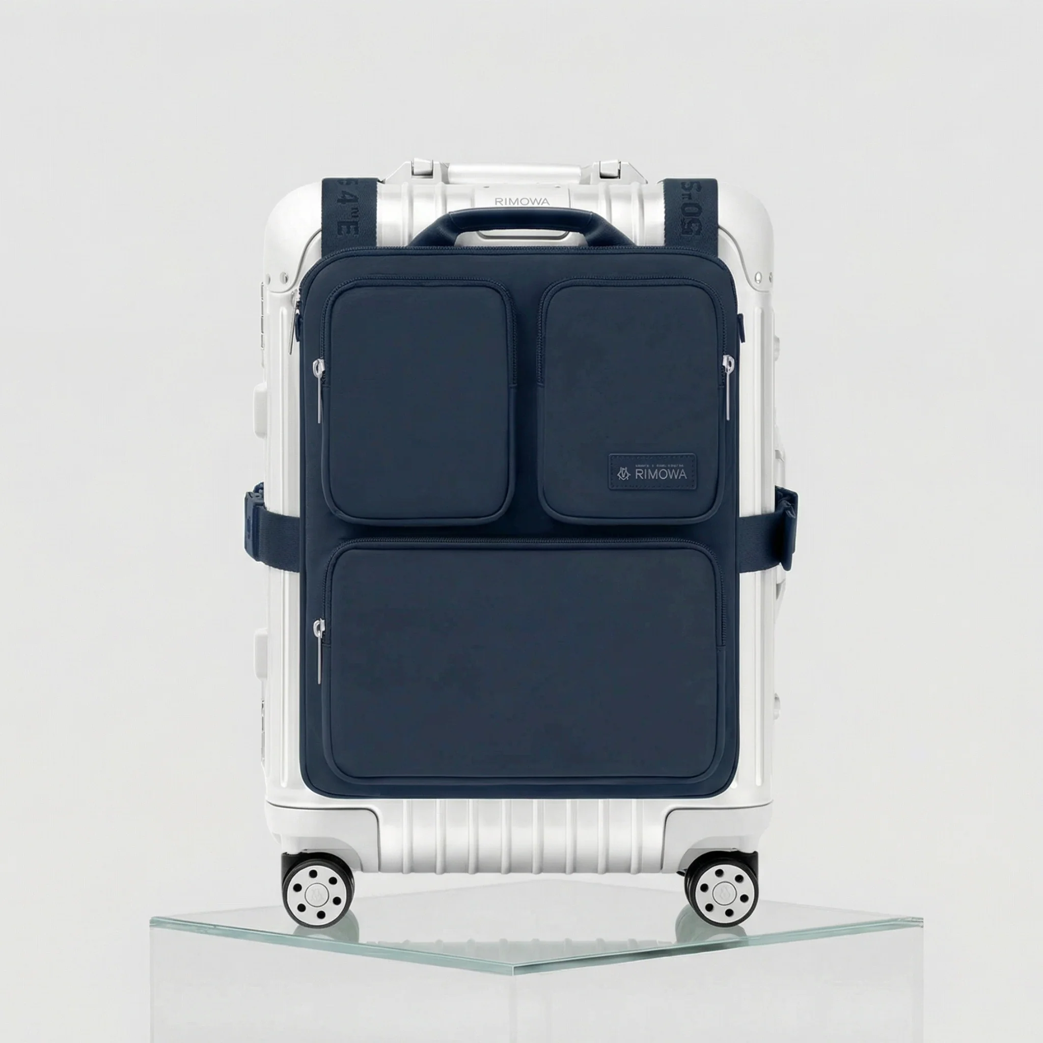 Cabin Luggage Harness