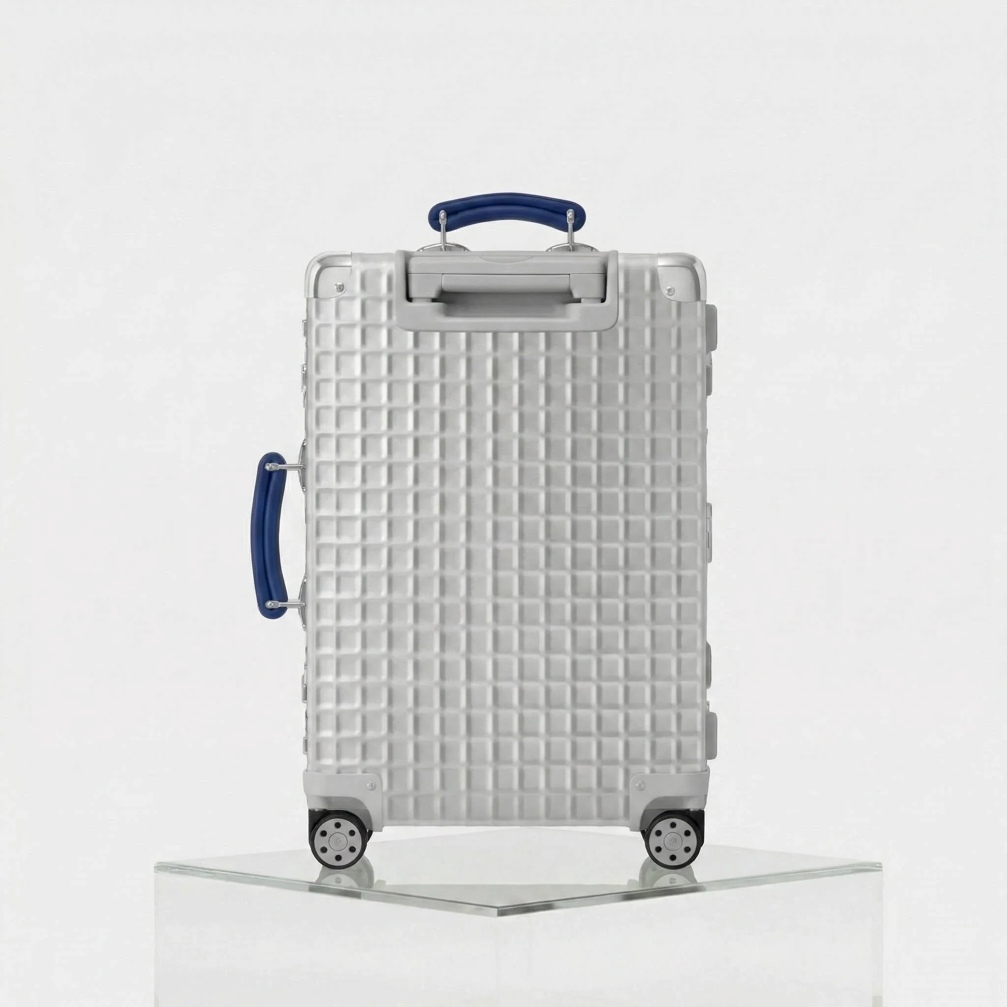 Classic Aluminium Grid Cabin Limited Edition - Image 3