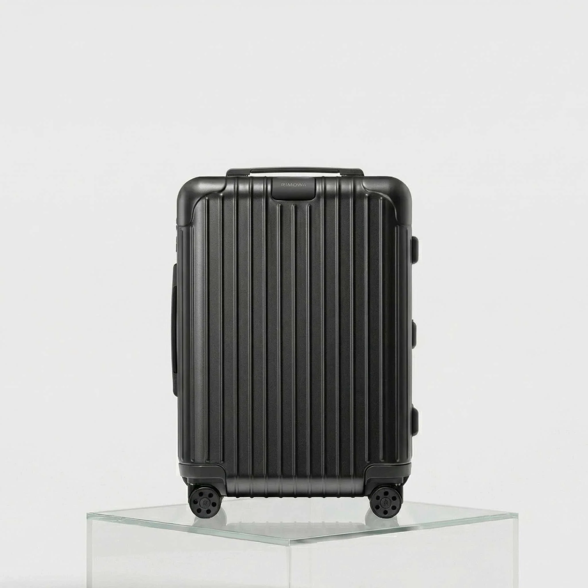 Essential Cabin S - Image 5
