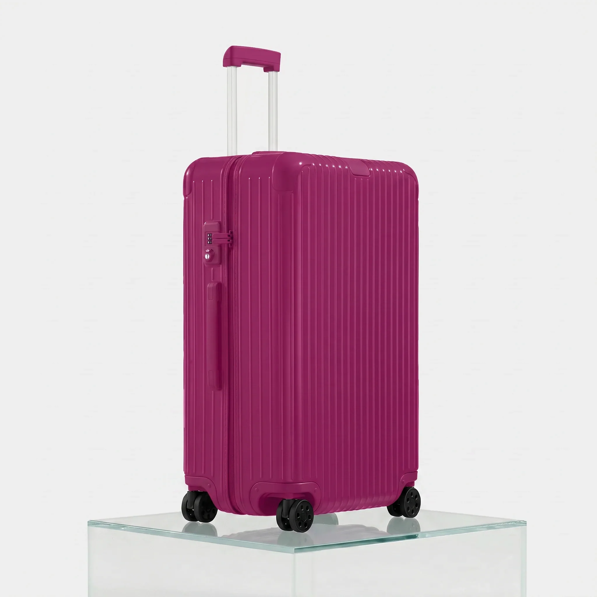 Essential Check In L