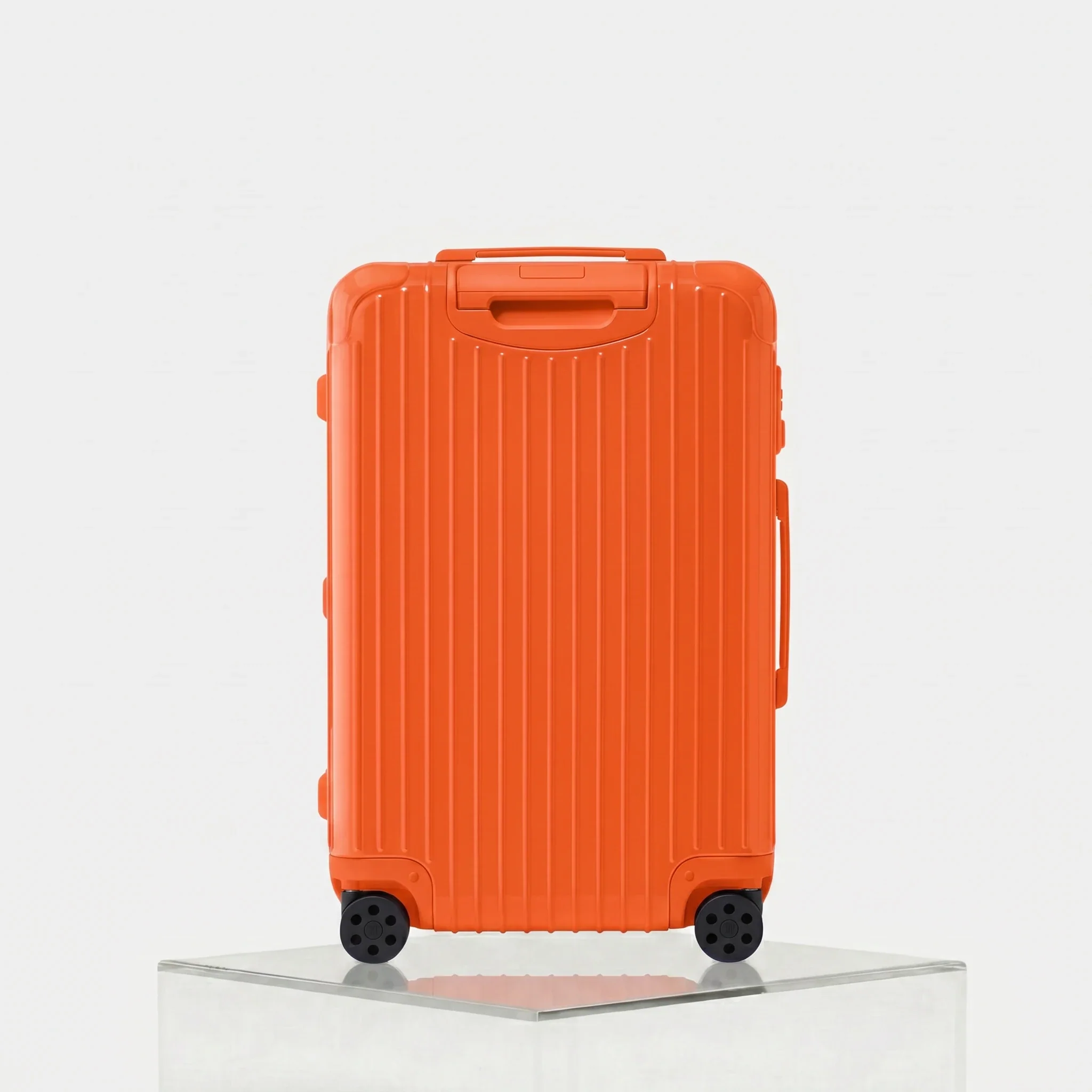 Essential Check-In M - Image 3