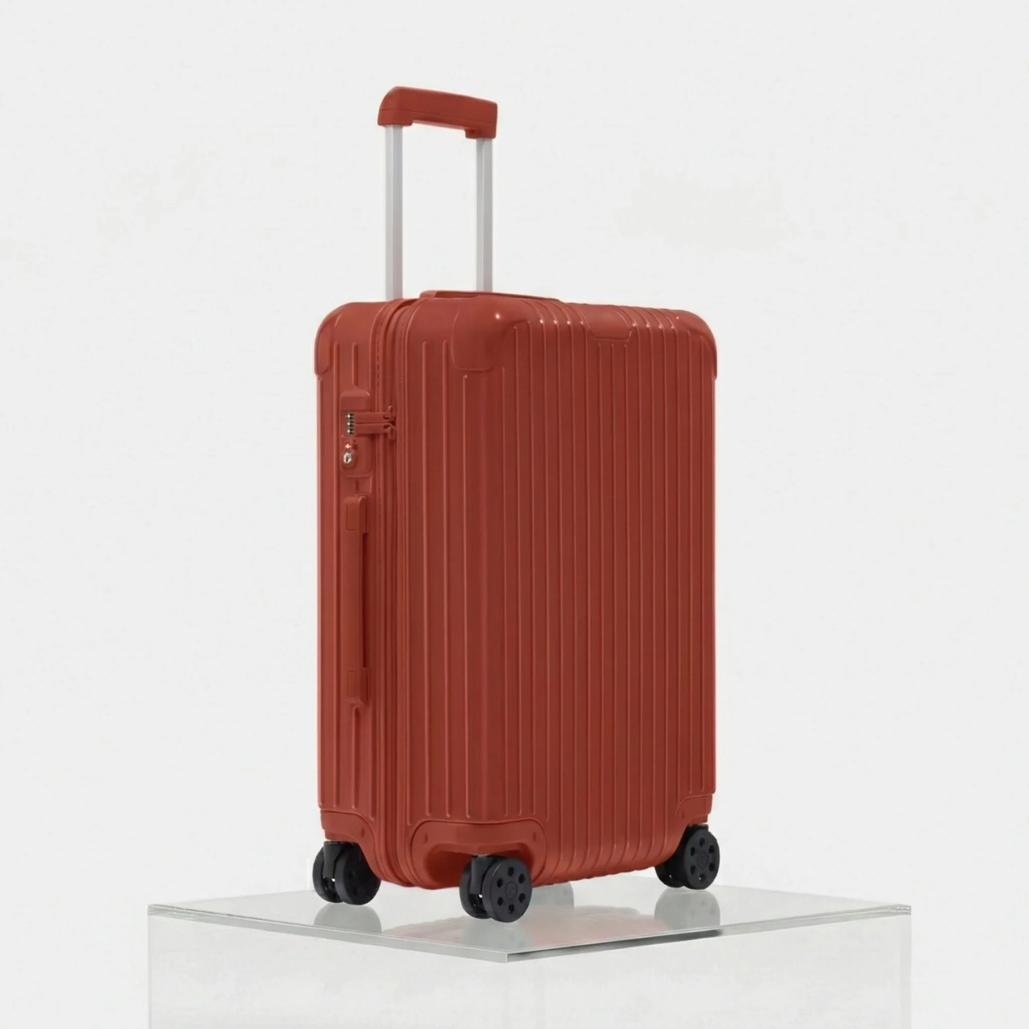 Essential Check-In M - Image 4