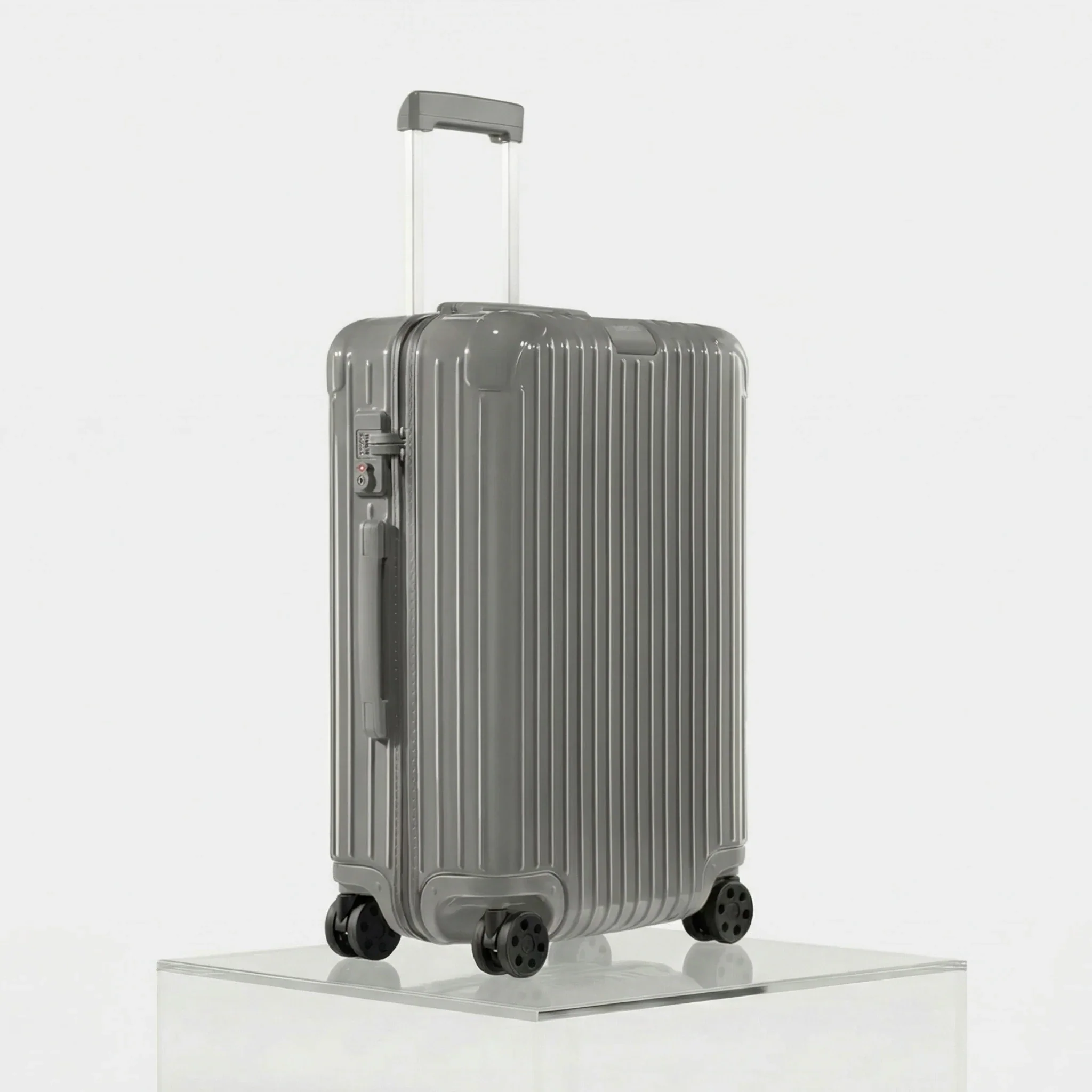 Essential Check-In M - Image 6