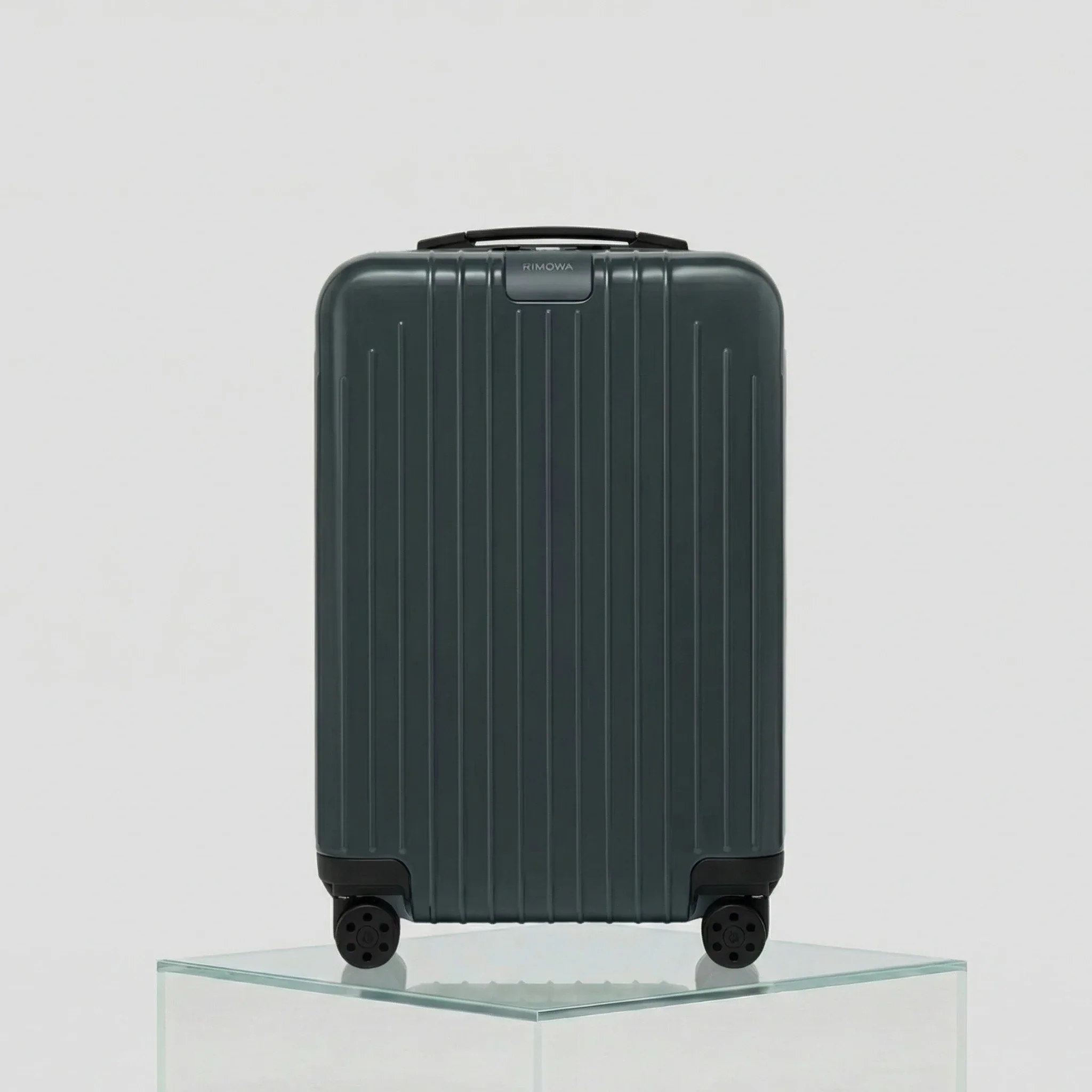 Essential Lite Cabin - Image 2