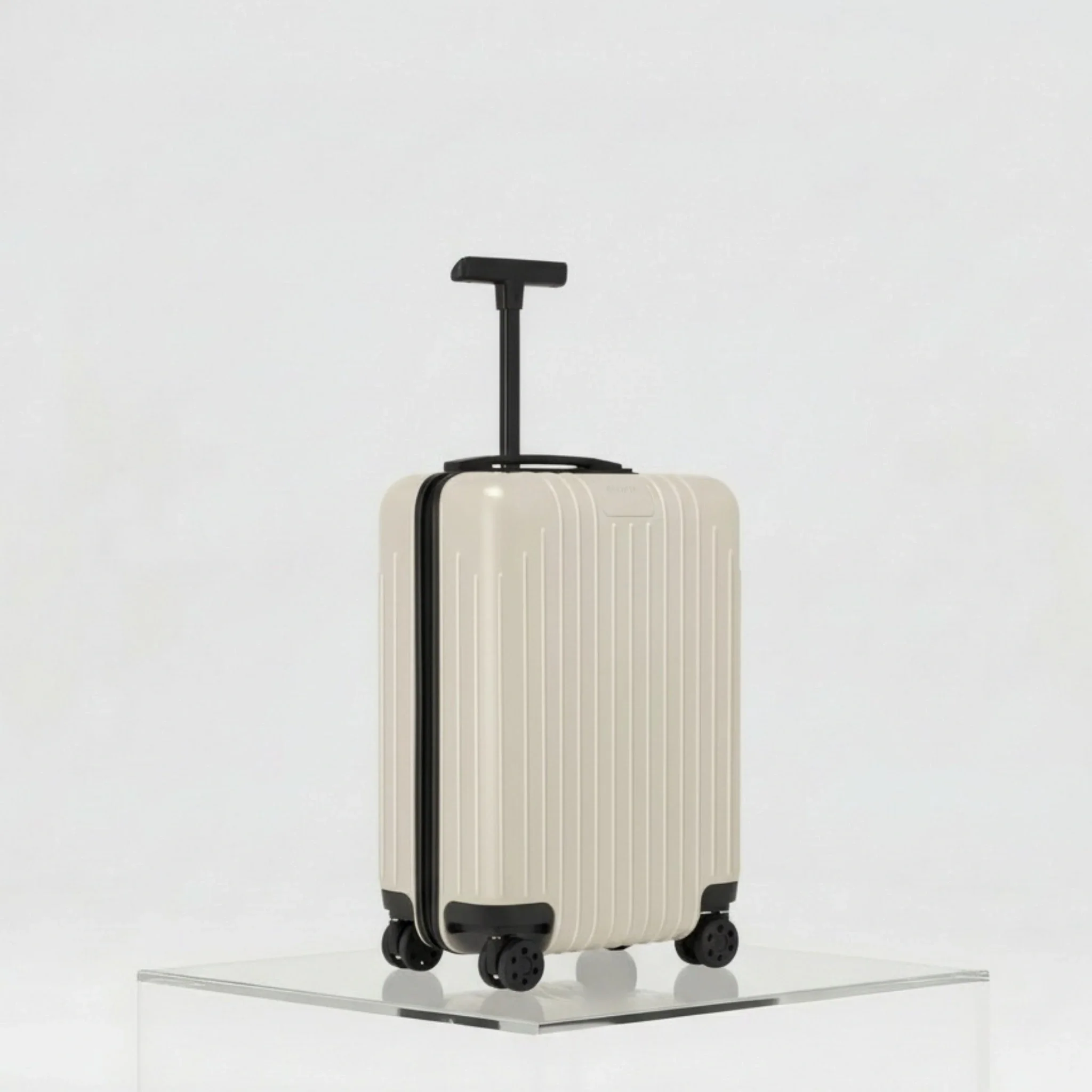 Essential Lite Cabin U