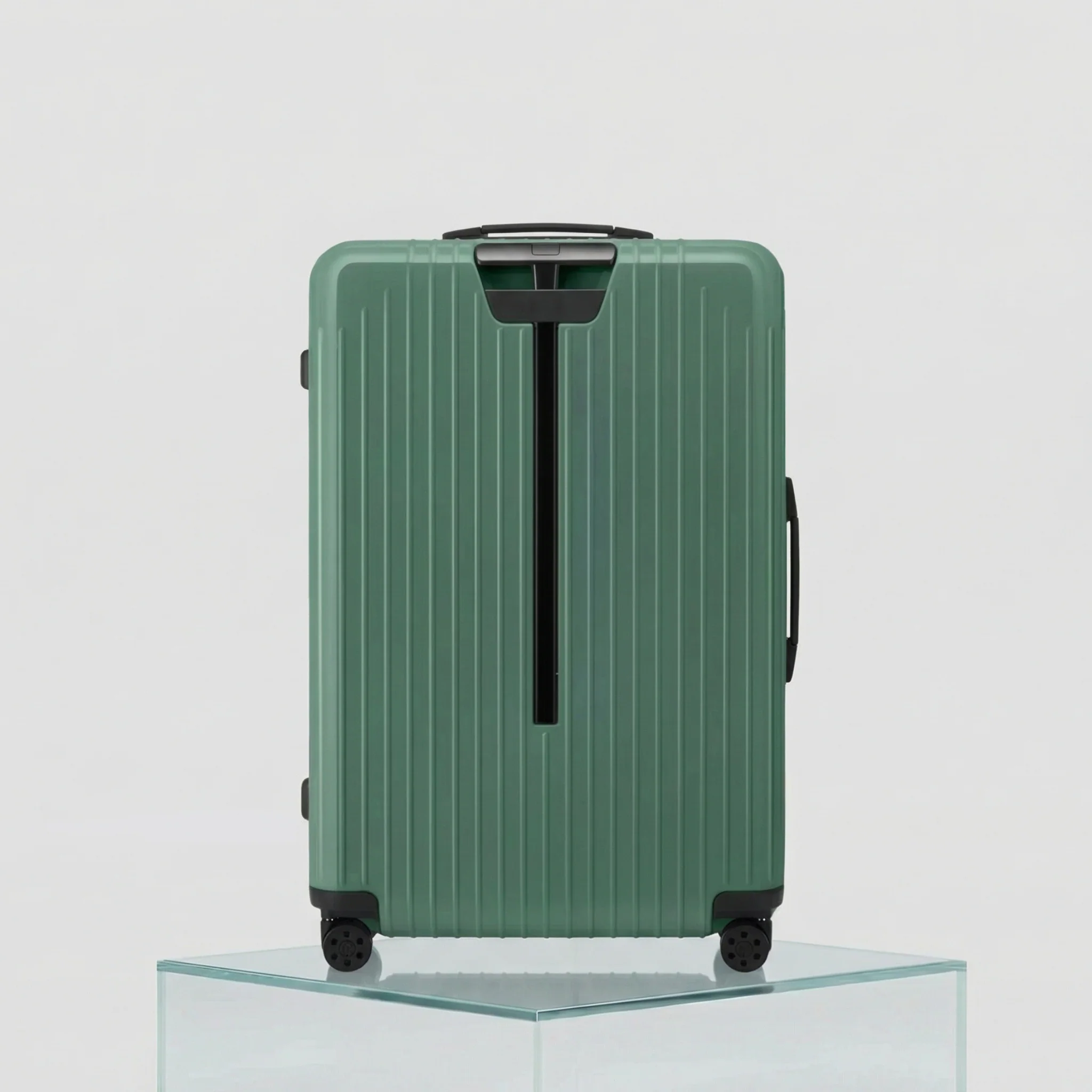 Essential Lite Check In L - Image 6