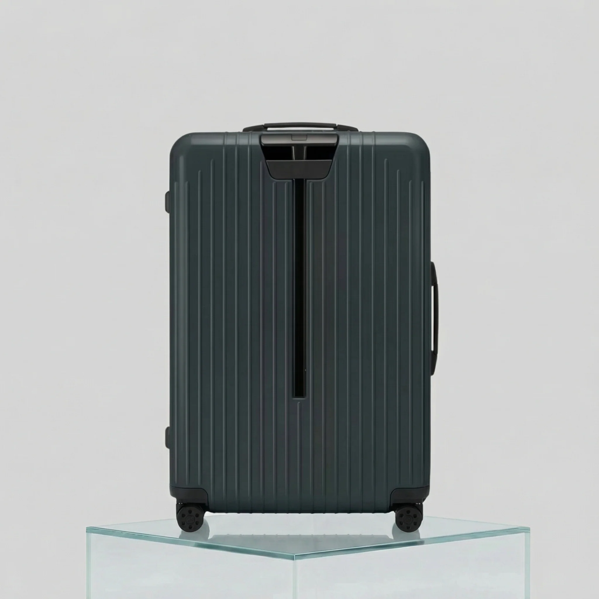 Essential Lite Check In L - Image 9