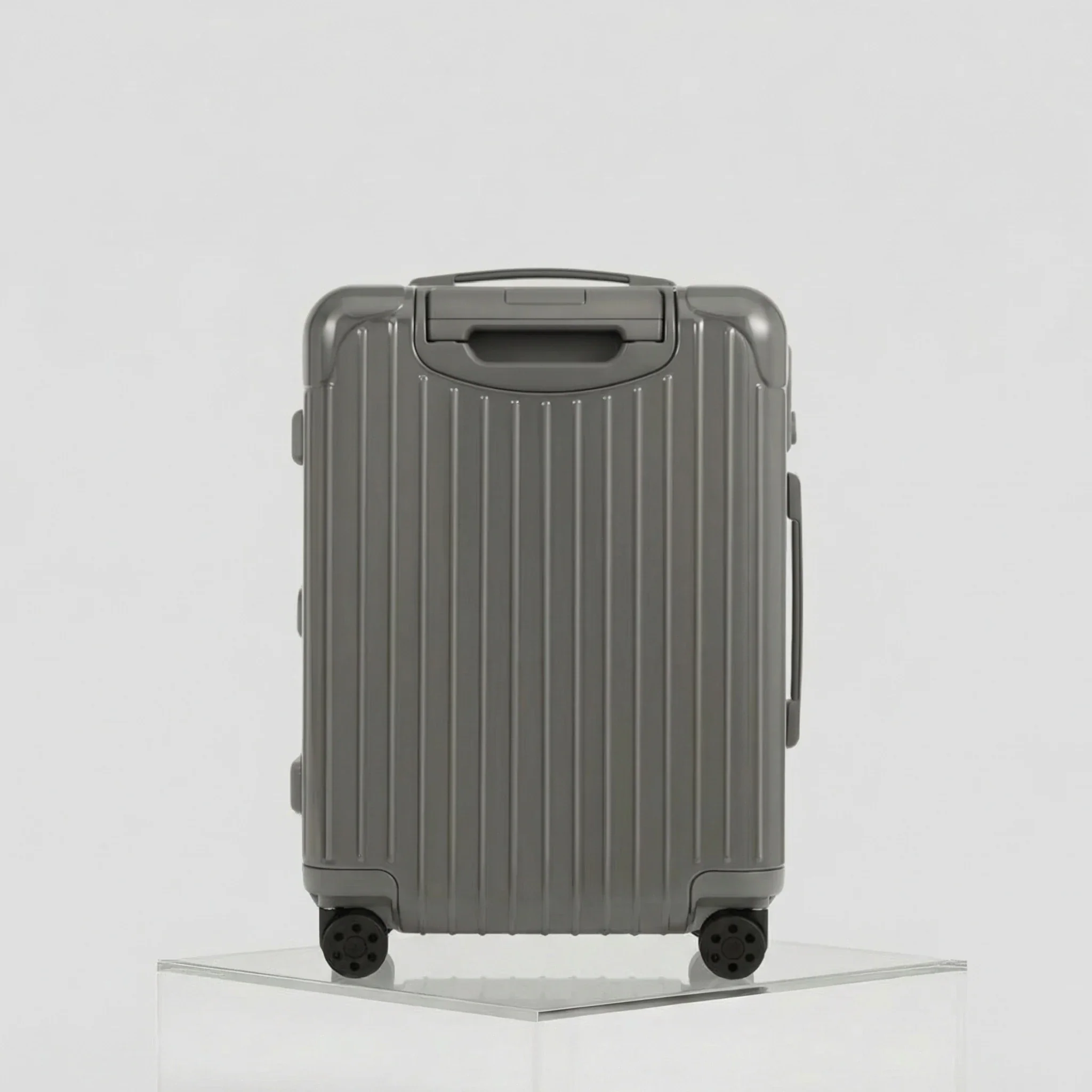 Essential Sleeve Cabin - Image 6