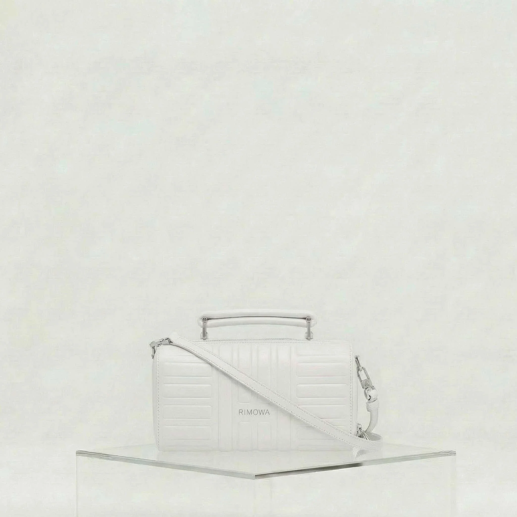 Groove Leather Cross Body Bag Small - Image 15