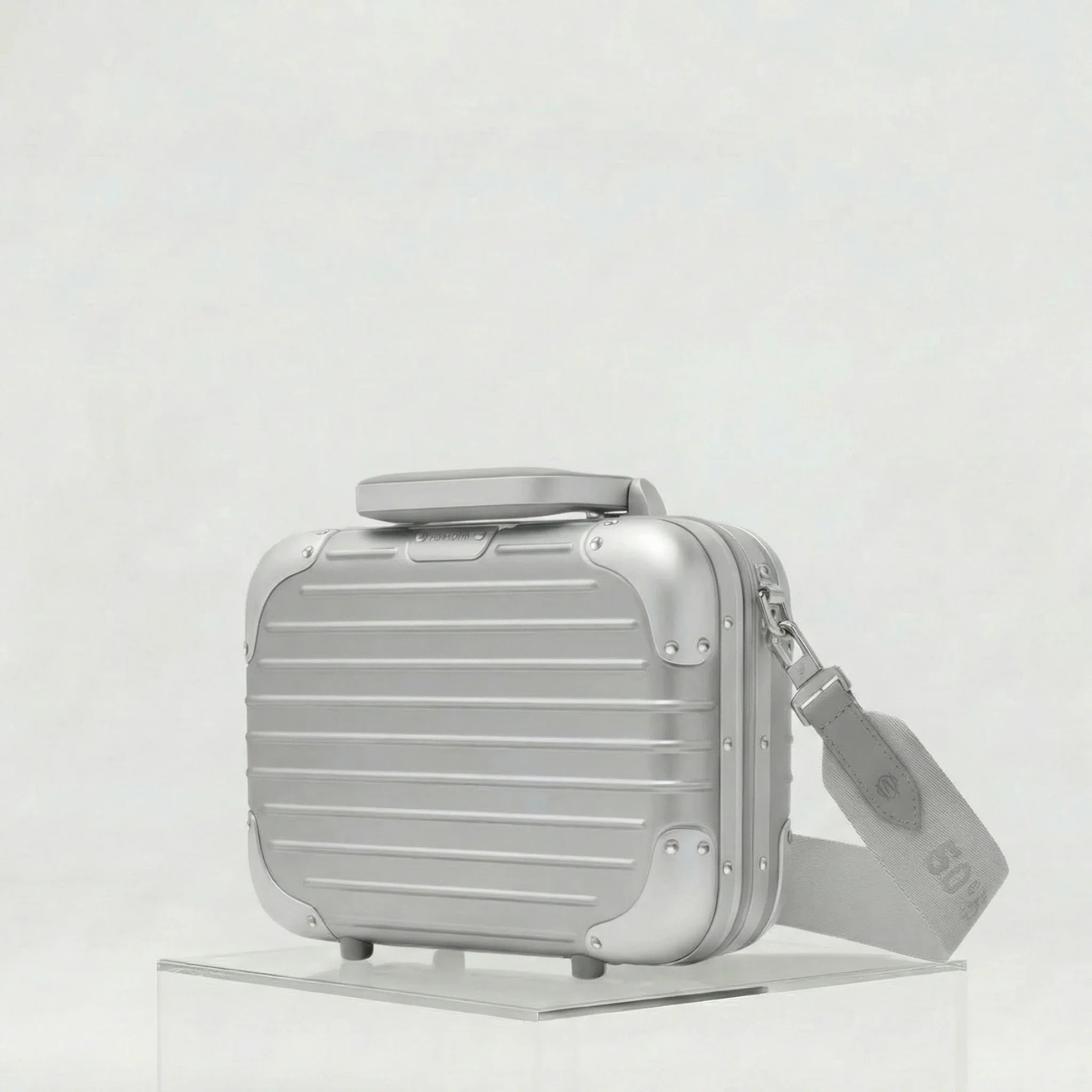 Original Aluminium Cross Body Bag - Image 4