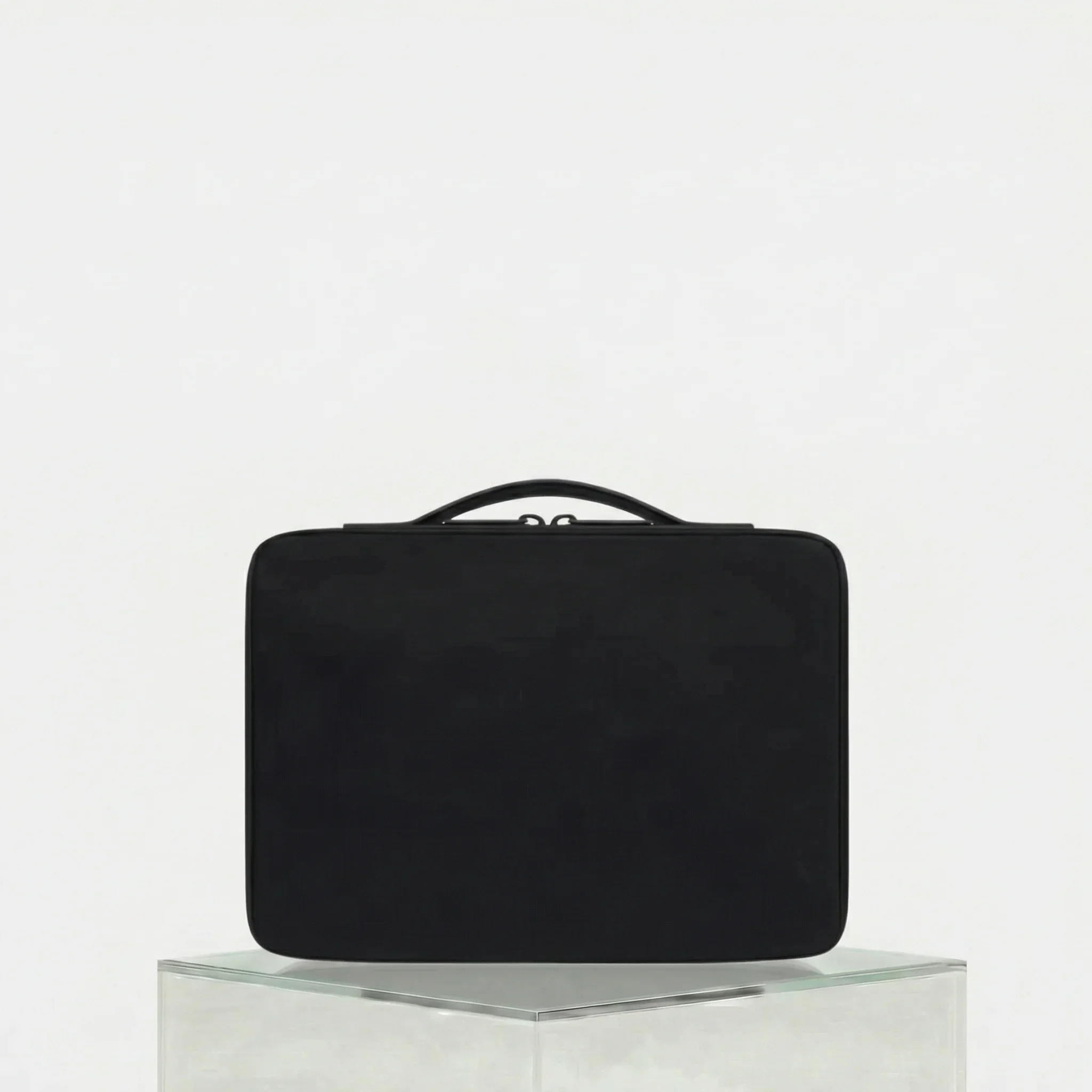 Trifold Toiletry Pouch - Image 7