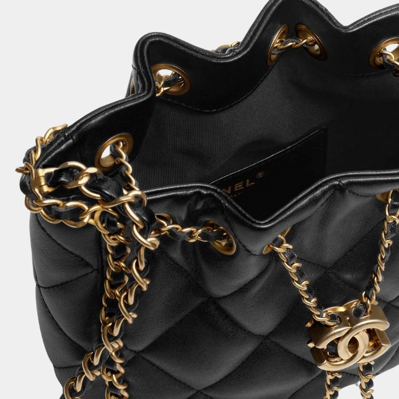 Small Bucket Bag Fall-Winter 2024/25 Pre-Collection - Image 2