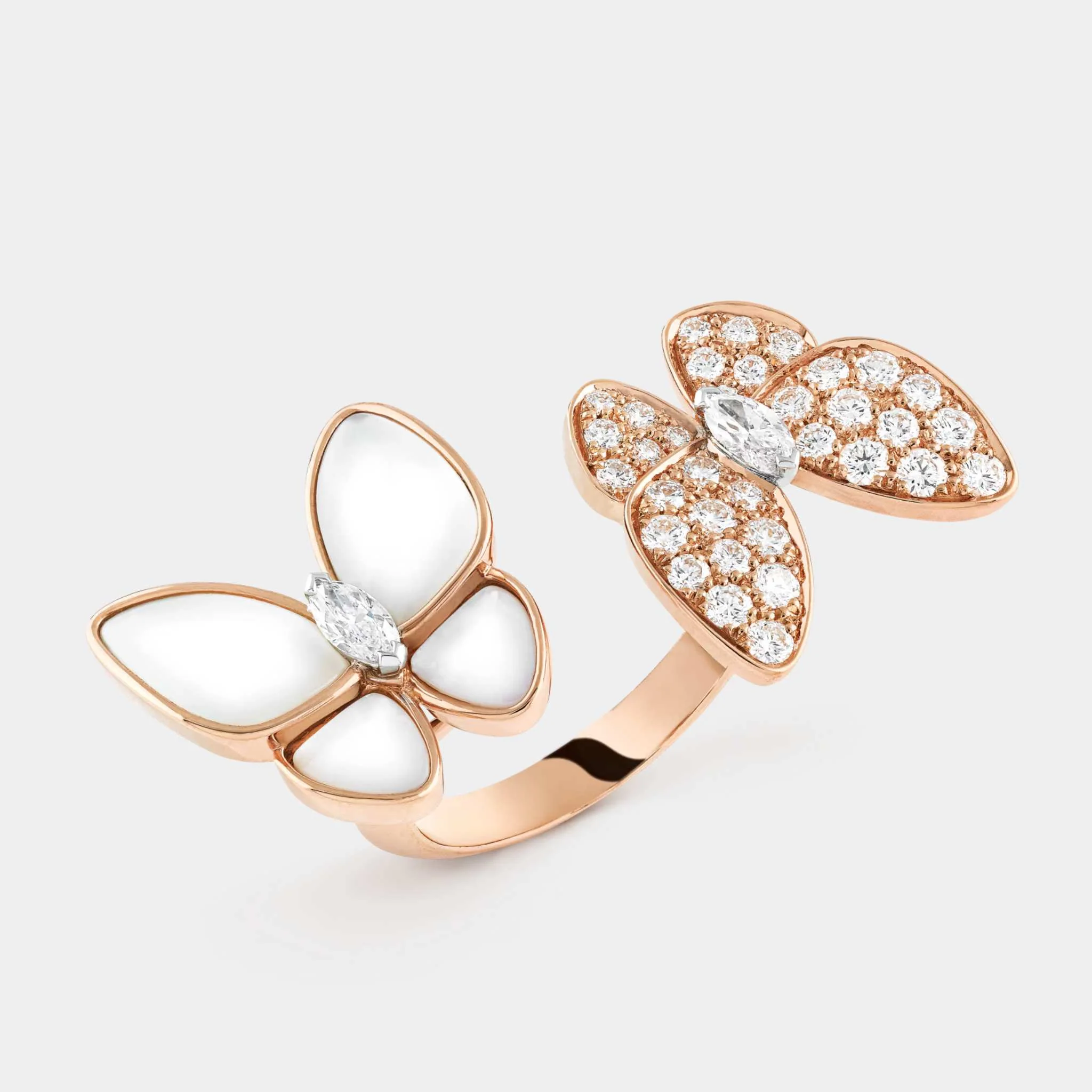 Two Butterfly Between The Finger Ring Rose Gold Diamond With Pearl