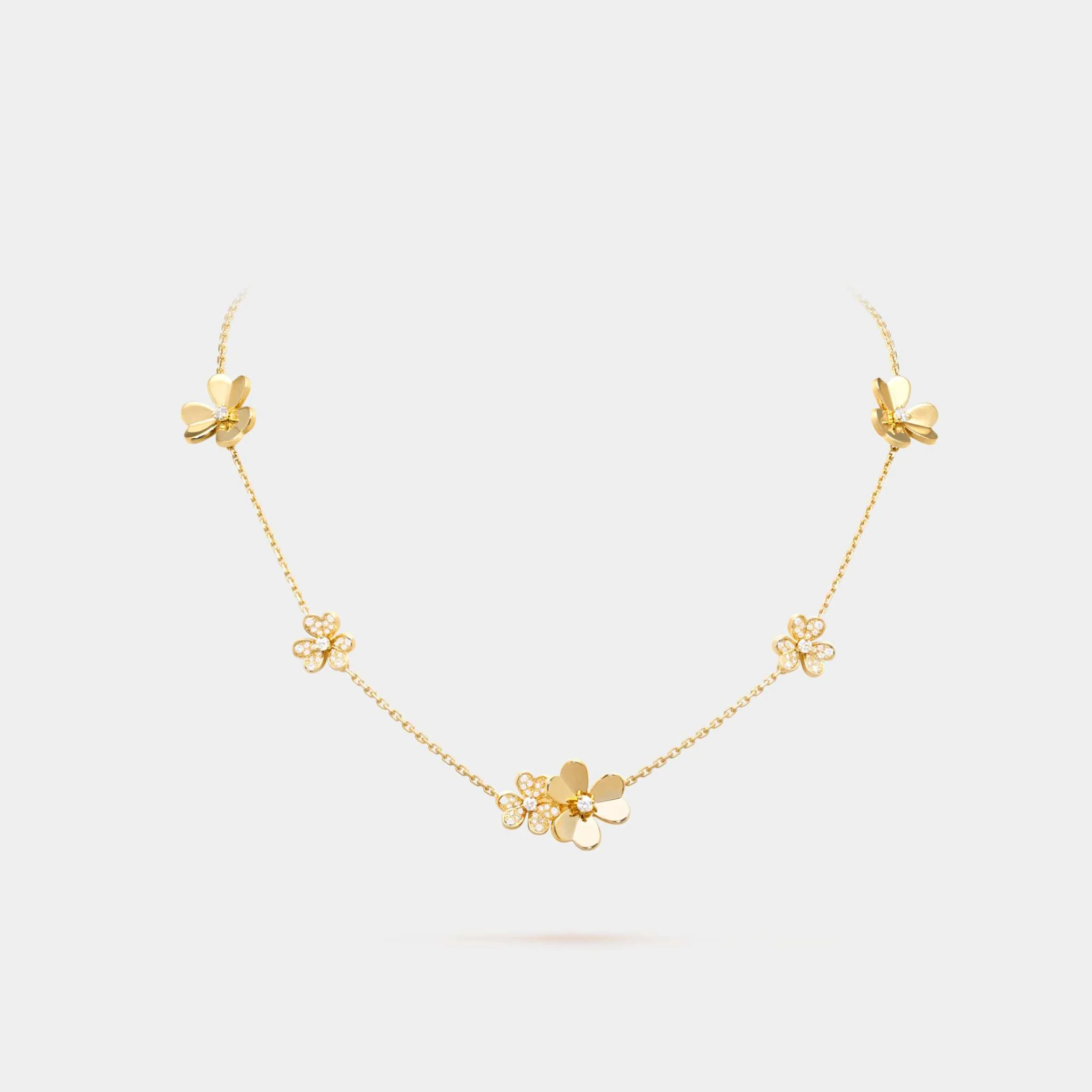 Frivole Necklace 9 Flowers Yellow Gold Diamond