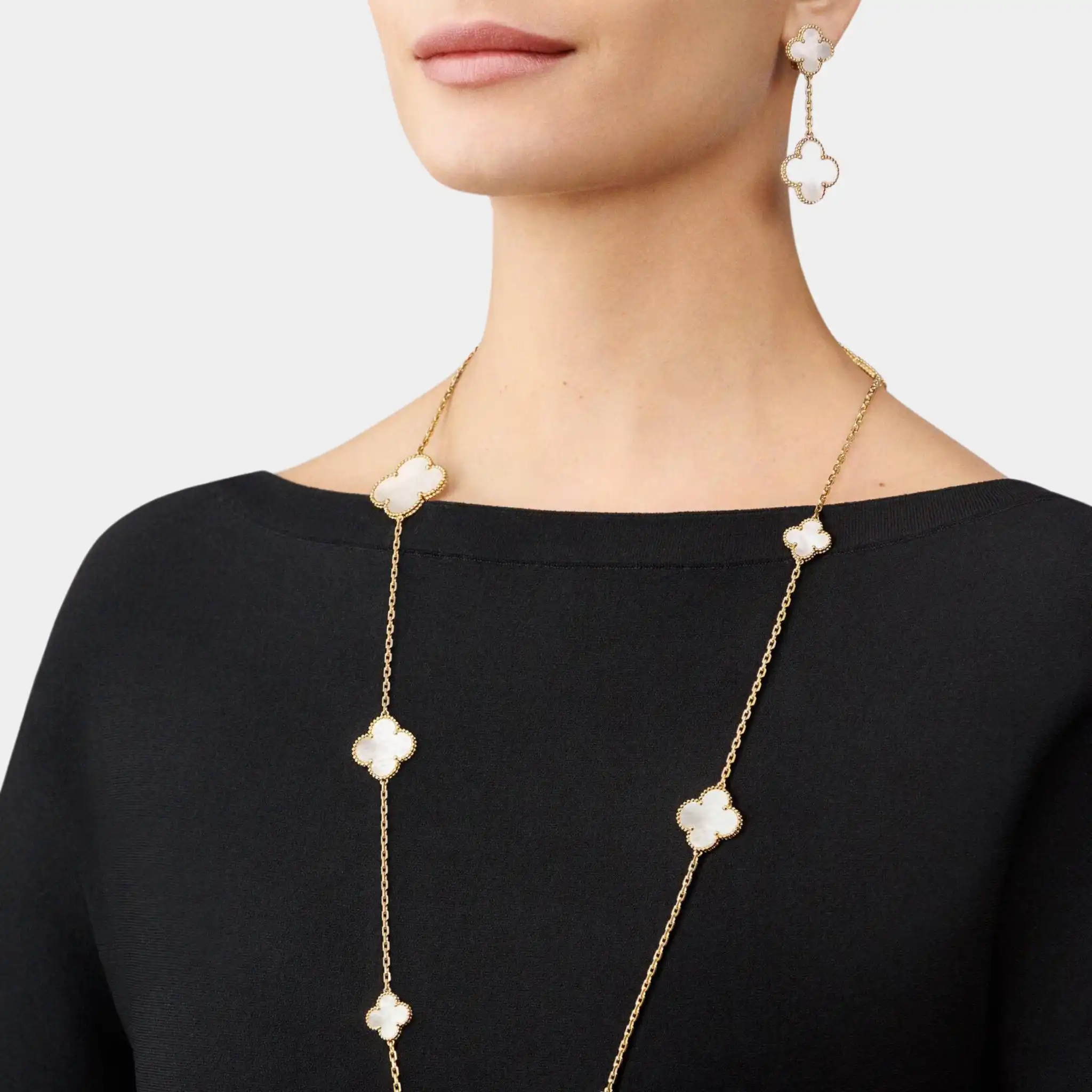 Magic Alhambra Earrings 2 Motifs Gold With Pearl - Image 2