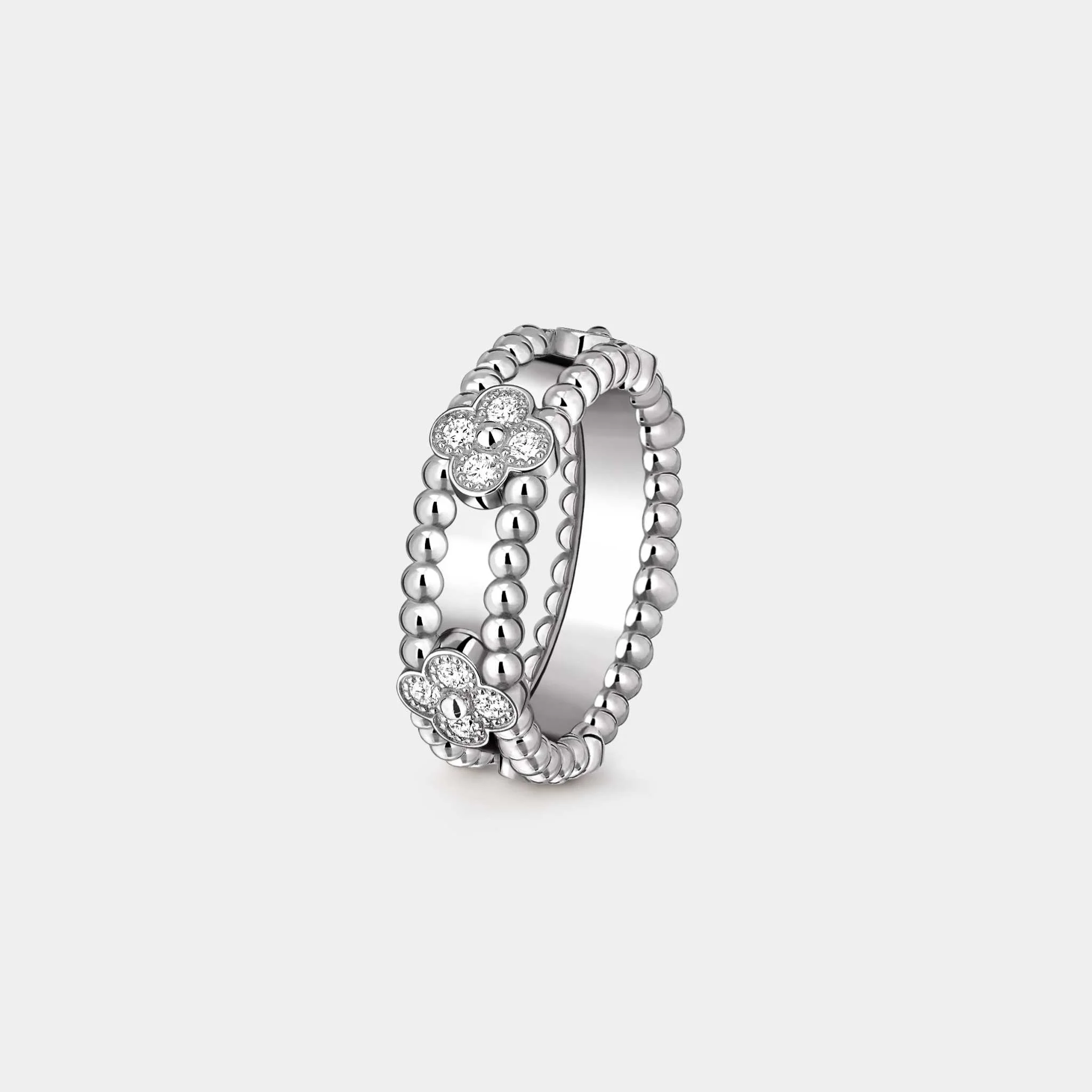 Perlée Sweet Clovers Ring White Gold Diamond