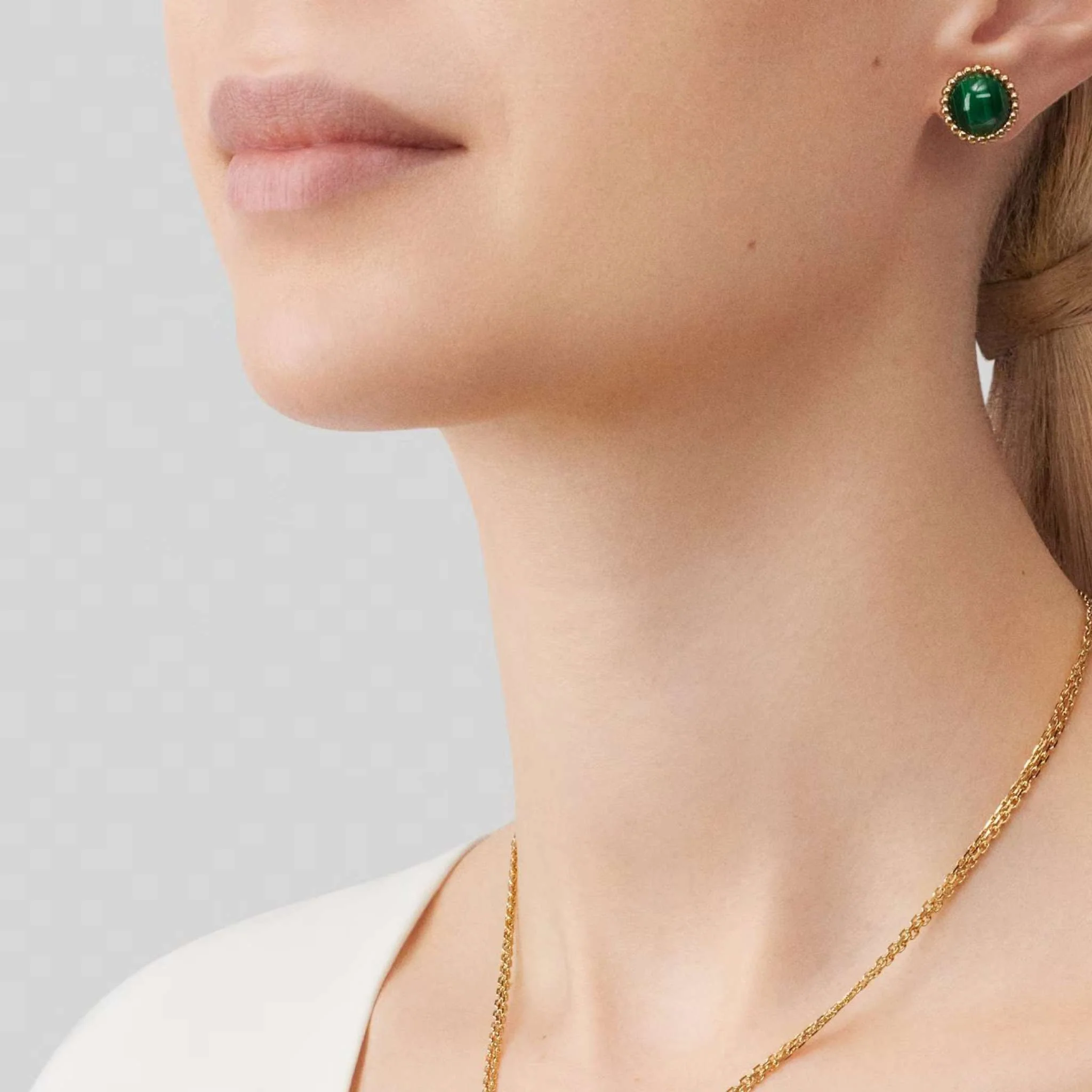 Perlée Couleurs Earrings Yellow Gold Malachite - Image 2