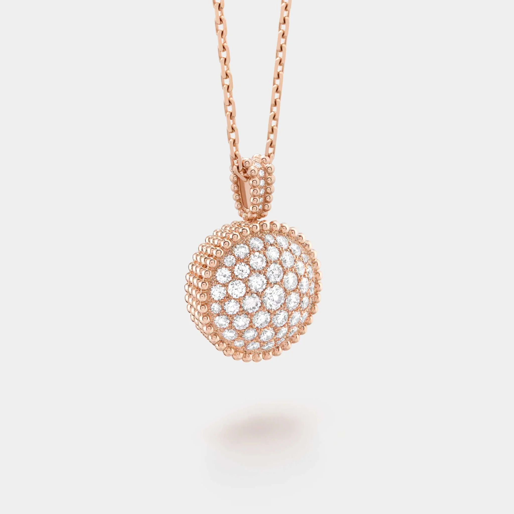 Perlée Pendant Watch Rose Gold Diamond Mother Of Pearl - Image 2