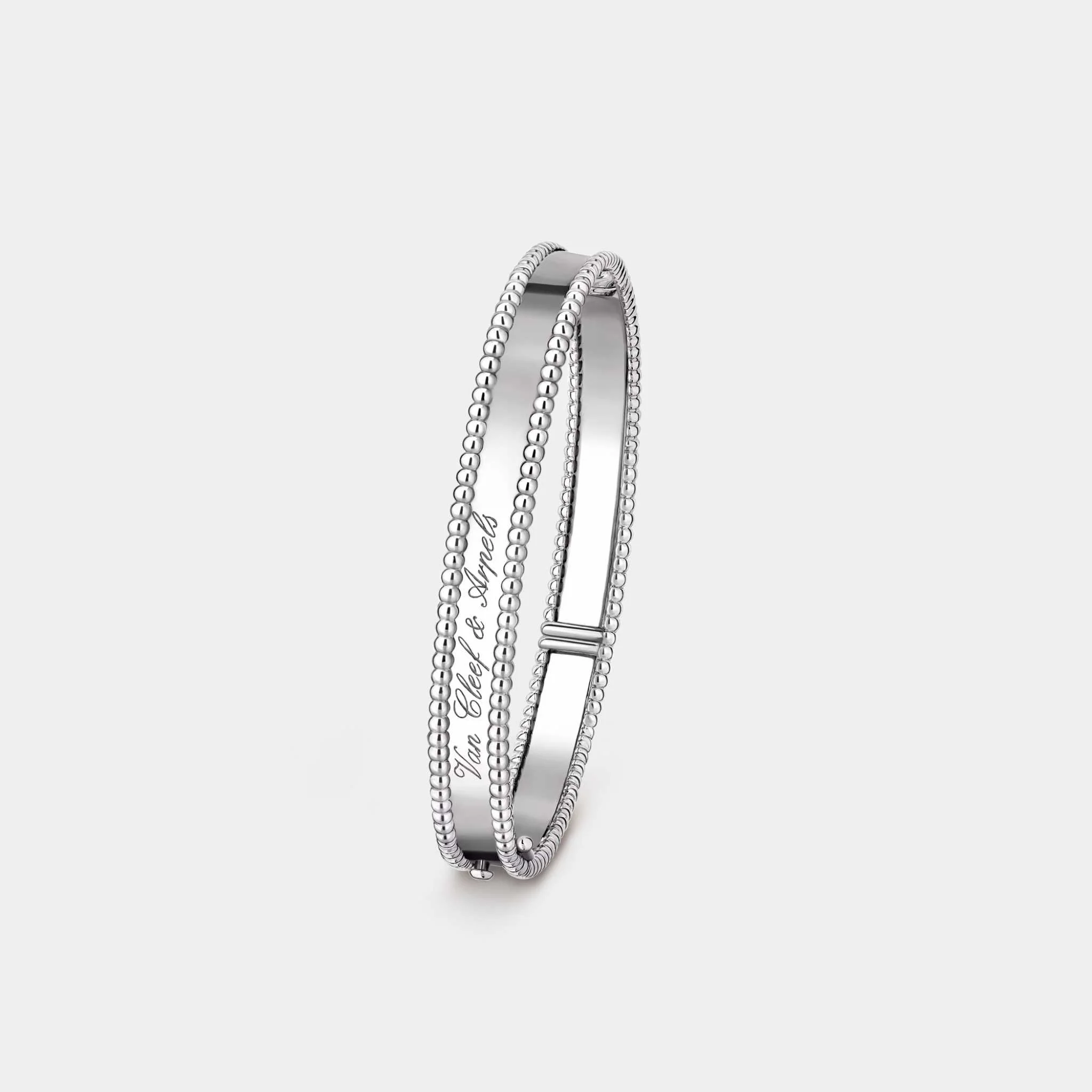 Perlée Signature Medium Bracelet White Gold