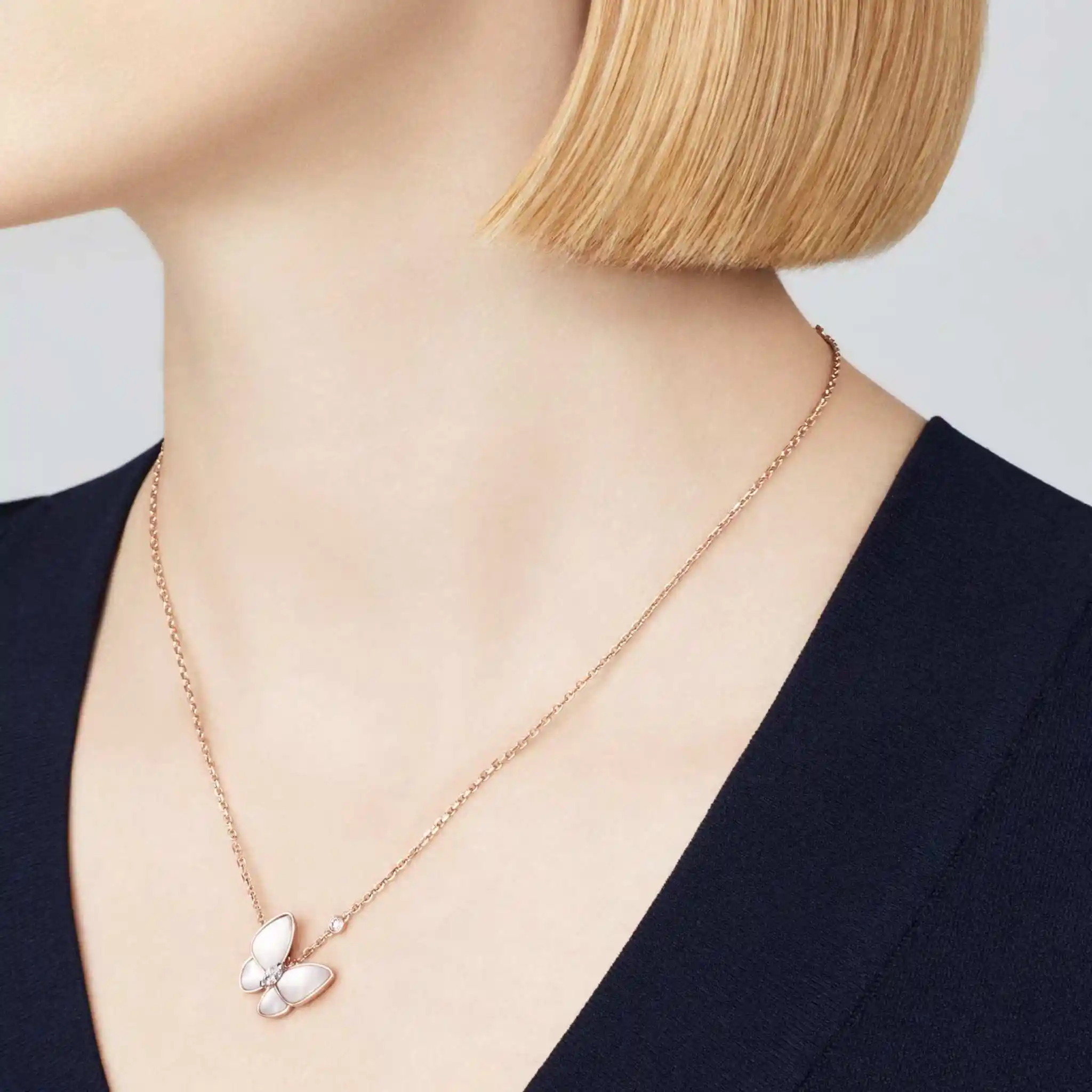 Two Butterfly Pendant in Rose Gold Diamond & Pearl - Image 2