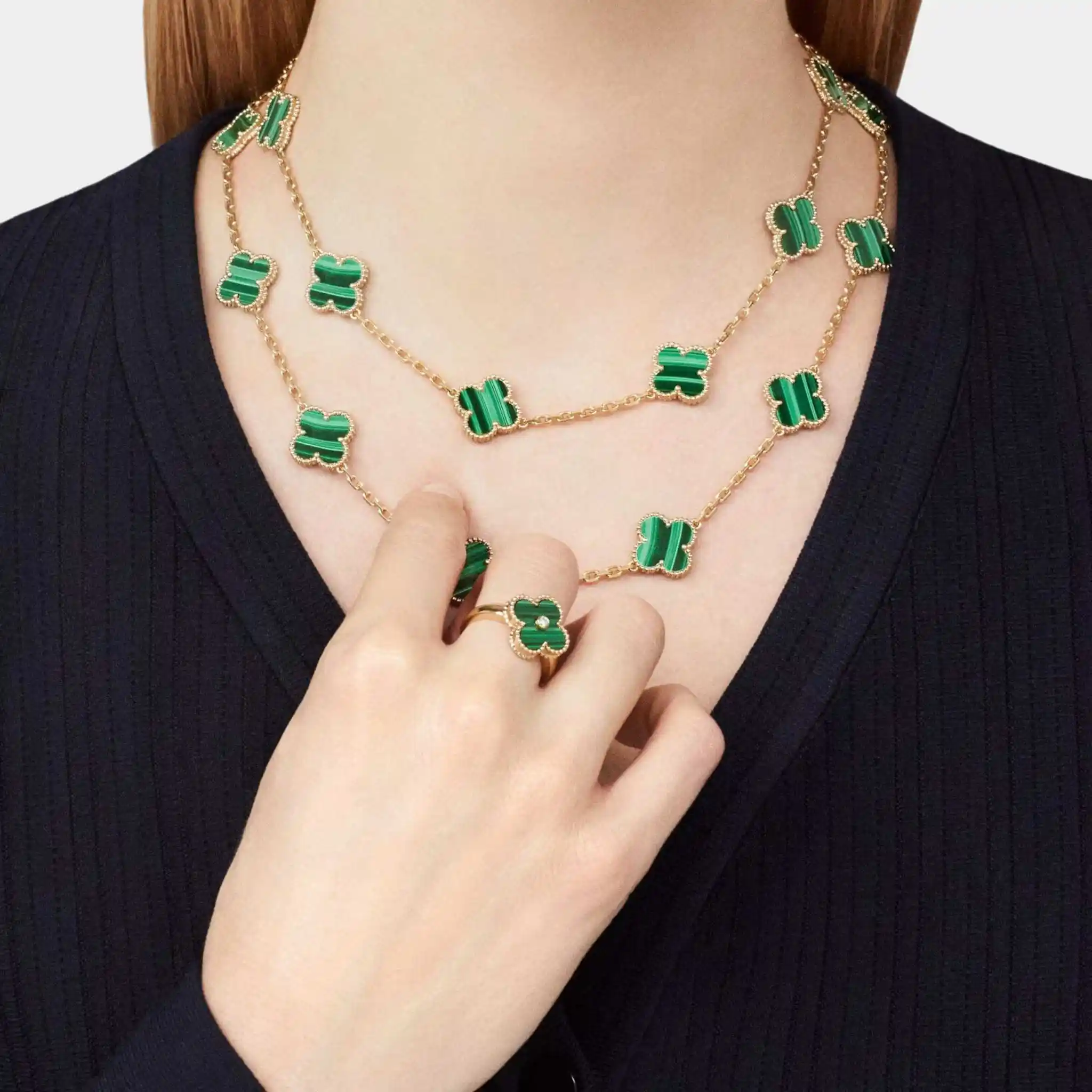 Vintage Alhambra Ring Yellow Gold Diamond & Malachite - Image 2