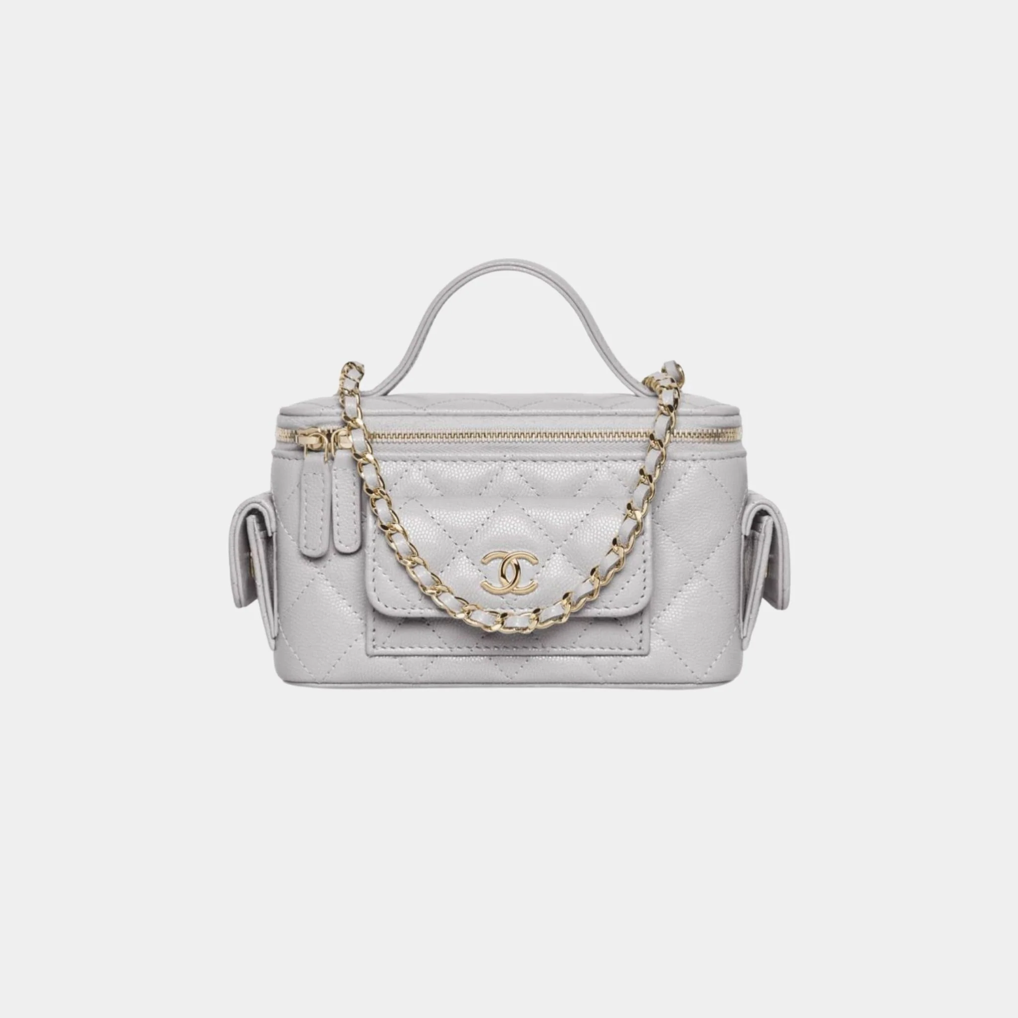 Vanity with Chain in Grained Shiny Calfskin and Gold Tone - Image 3