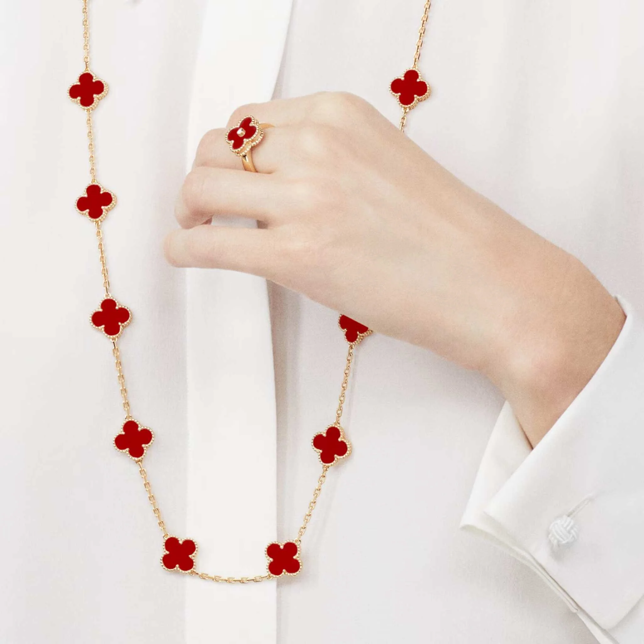 Vintage Alhambra Long Necklace 20 Motifs Yellow Gold Carnelian - Image 2