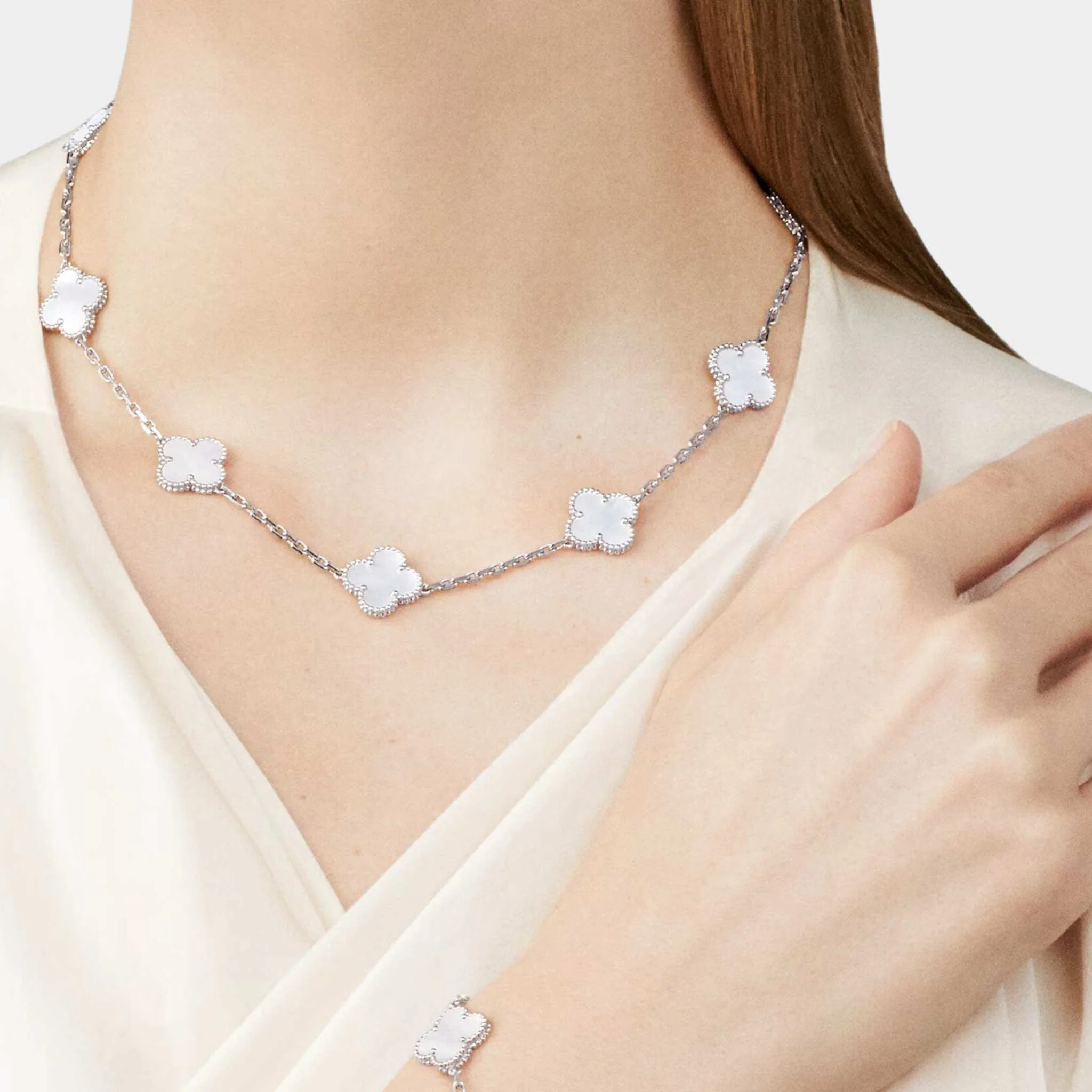 Vintage Alhambra Necklace 10 Motifs White Gold Mother Of Pearl - Image 2