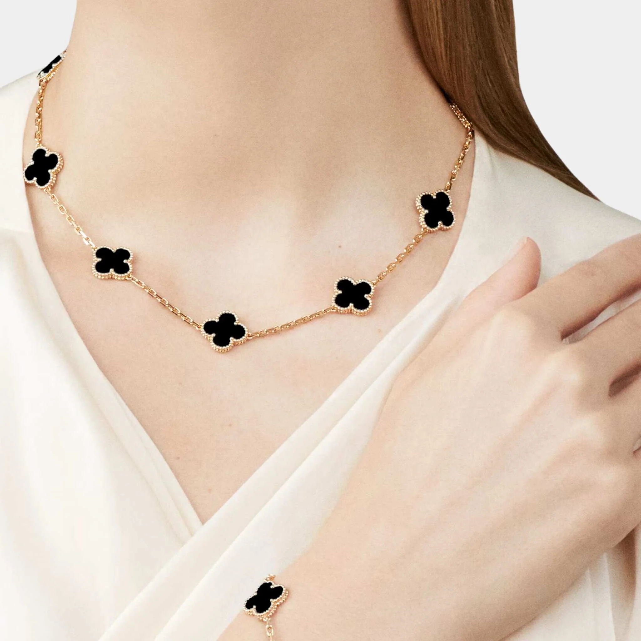 Vintage Alhambra Necklace 10 Motifs Yellow Gold Onyx - Image 2